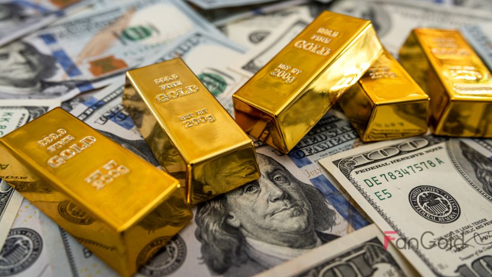 So với đầu tuần, giá vàng miếng SJC giảm 800.000 đồng/lượng. Tuy nhiên, với mức chênh lệch giá mua - bán lên đến 1 triệu đồng/lượng, người mua vàng từ đầu tuần đã chịu khoản lỗ lên đến 1,8 triệu đồng/lượng.