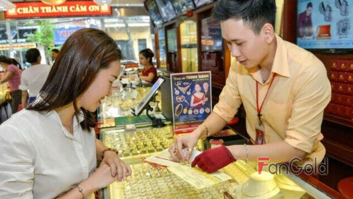 Cửa hàng mua bán vàng bạc đá quý