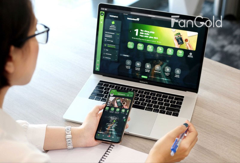 Vietcombank triển khai bán vàng miếng online qua ứng dụng