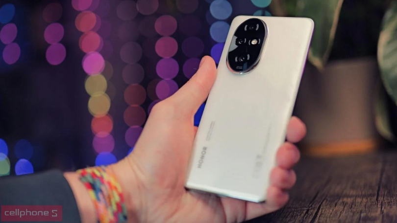 Giá bán điện thoại Honor 200 Pro