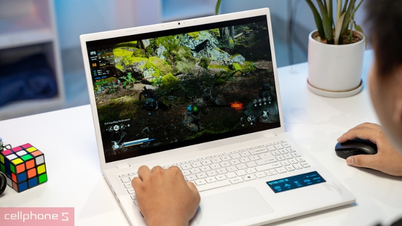 CPU của laptop Acer Gaming Nitro Lite 16 NL16-71G-71UJ