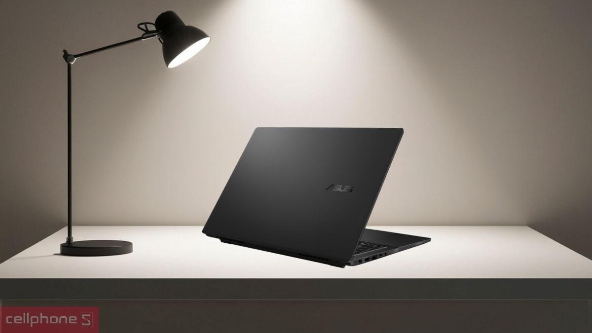 Cổng kết nối laptop ASUS Gaming V16 V3607VJ-RP071W