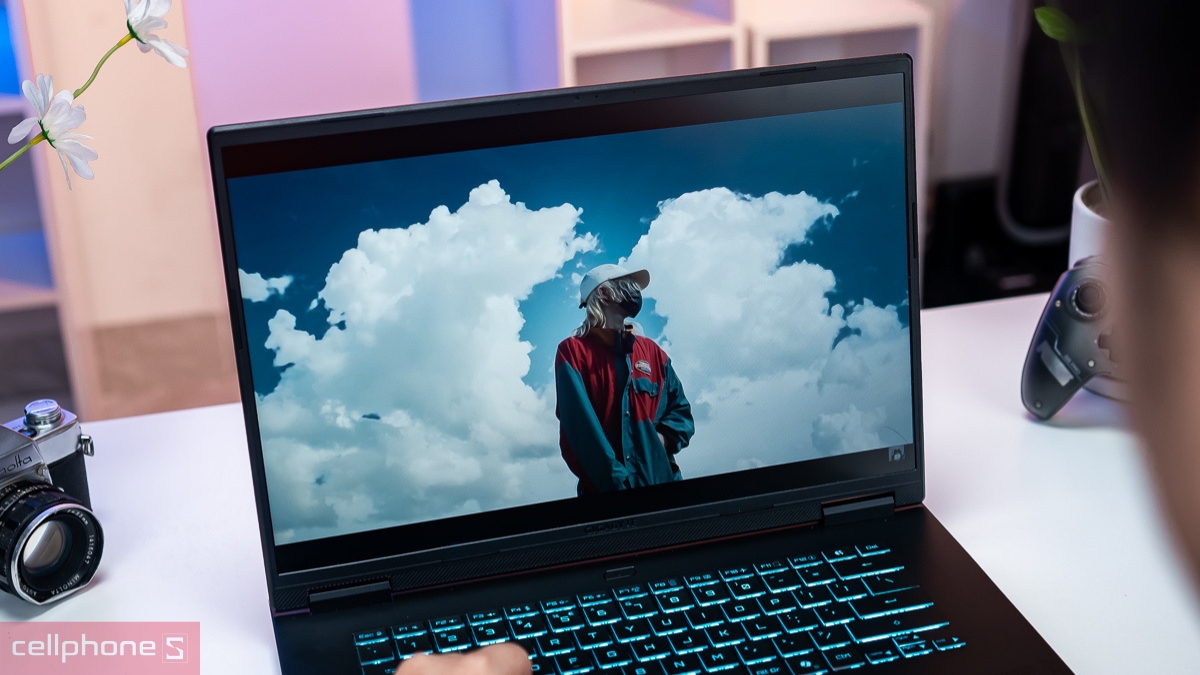 Màn hình, chất lượng hiển thị của laptop Gigabyte Gaming A16 GA6H-CMHI2VN893SH