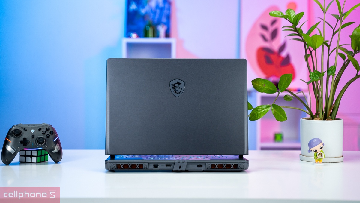 Thiết kế laptop MSI Vector 16 HX AI A2XWHG-010VN