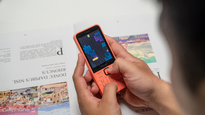 Điện thoại Nokia 220 4G - Thiết kế hiện đại, bền bỉ, thời lượng pin lớn