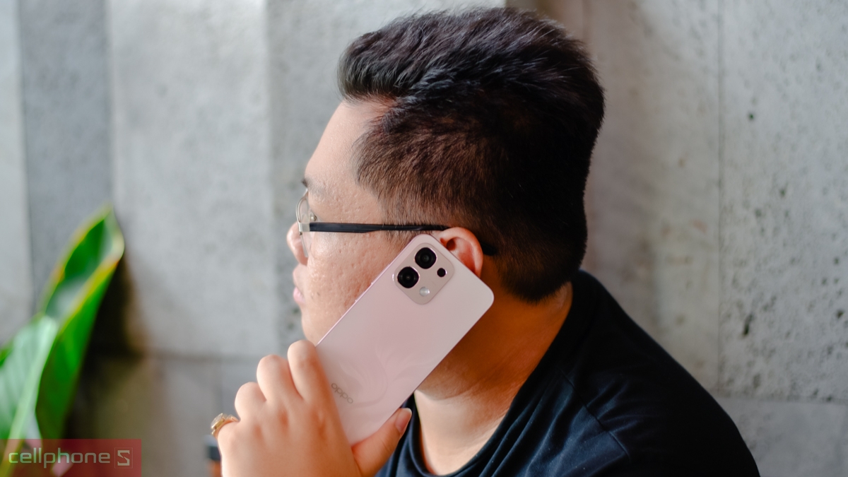 OPPO A6 Pro có pin dung lượng 7000mAh