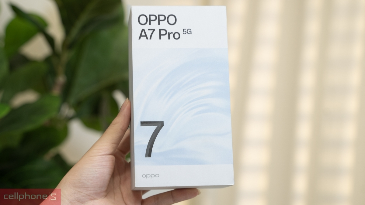 OPPO A7 Pro 5G đi kèm củ sạc nhanh cùng cáp USB Type-C