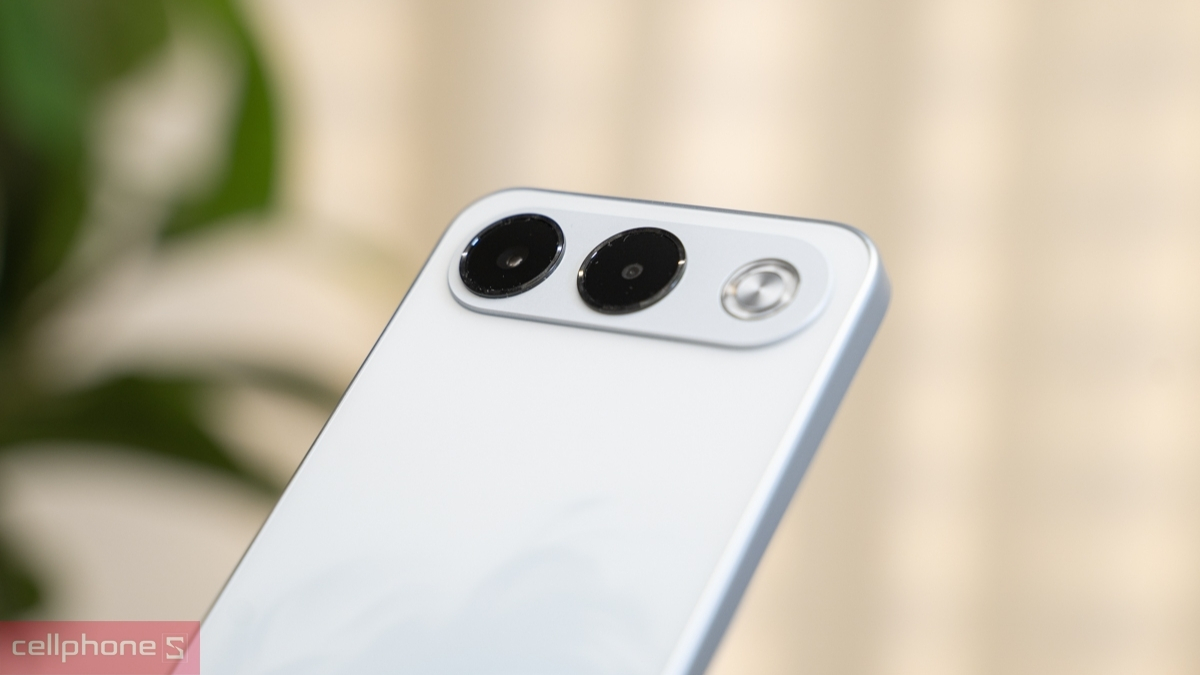 OPPO A7 Pro 5G trang bị camera trước 50MP góc nhìn siêu rộng
