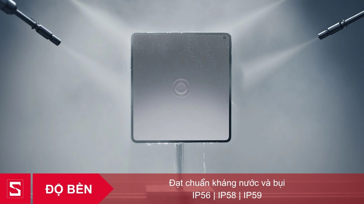 OPPO Find N6 đạt chuẩn kháng nước khi thử nghiệm phun nước trực tiếp