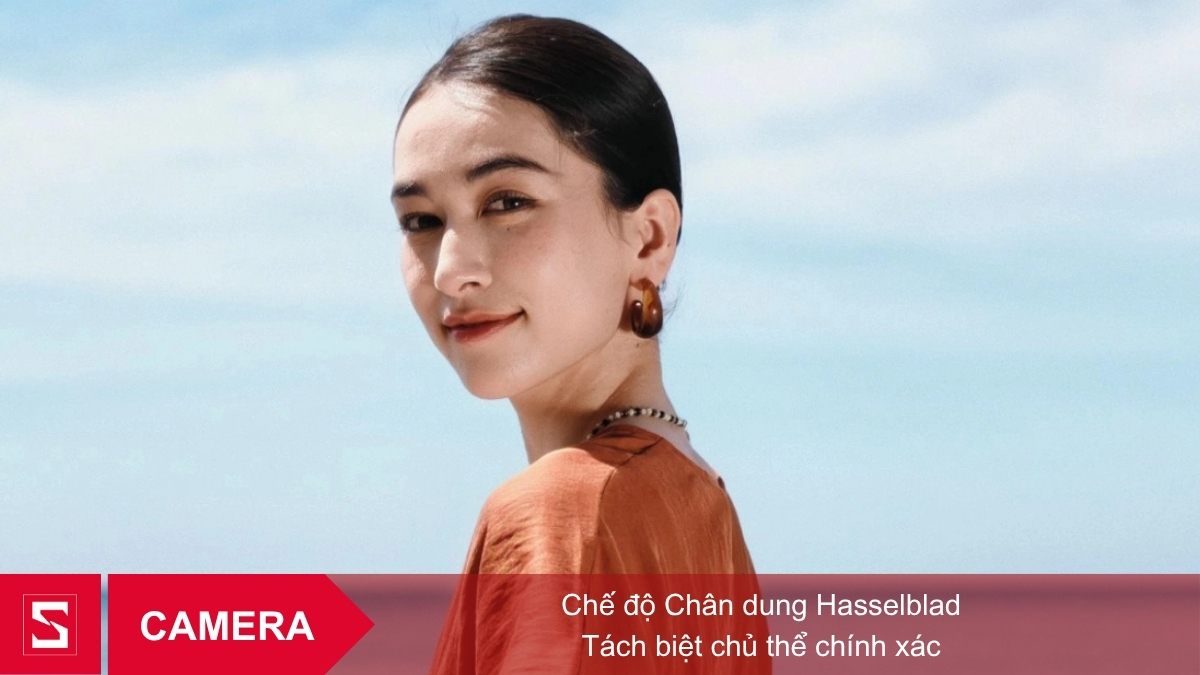 Ảnh chân dung thiếu nữ tách nền trời xanh sắc nét bằng chế độ Hasselblad trên OPPO Find N6