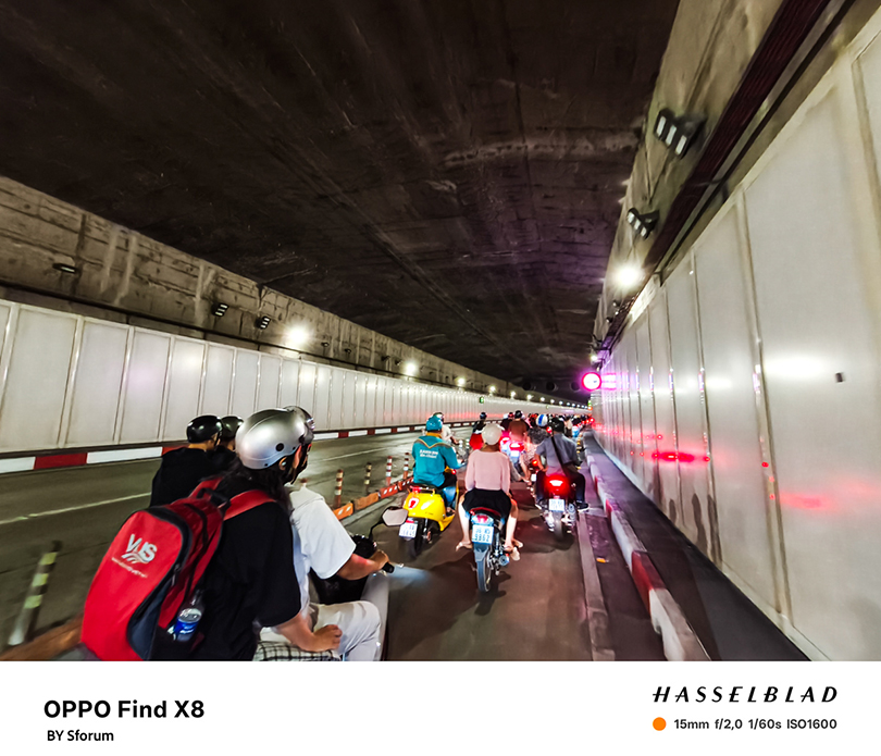 Ảnh chụp thiếu sáng bằng OPPO Find X8, chủ thể rõ nét, ít nhiễu