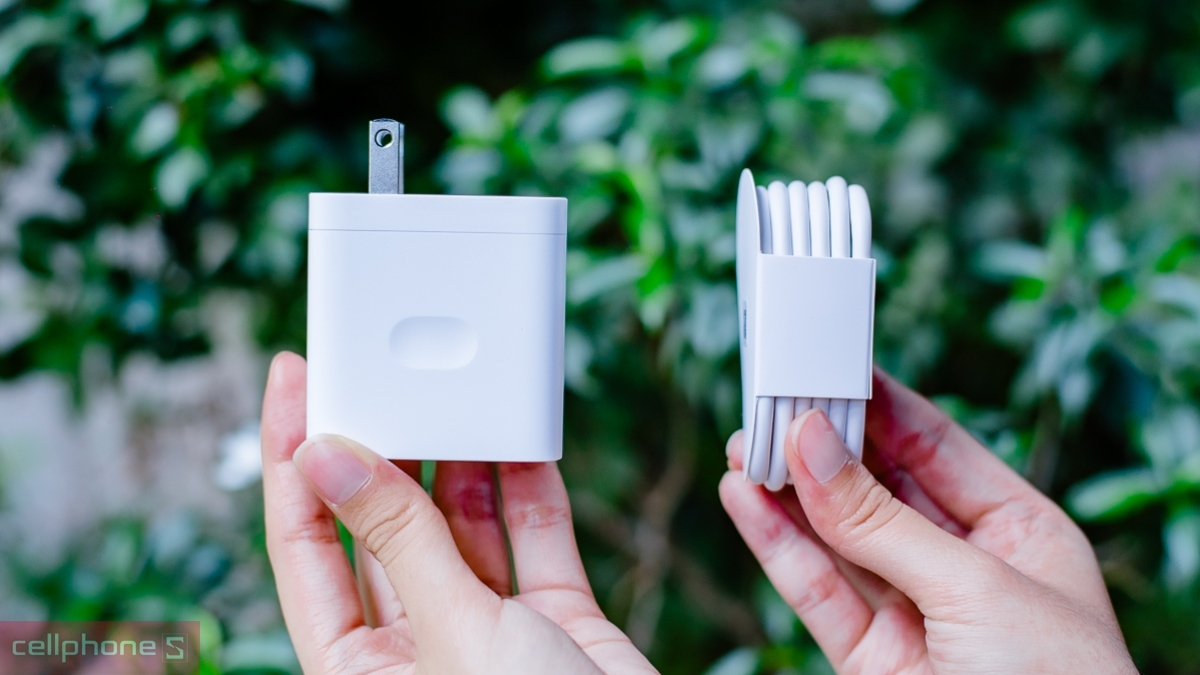 Điện thoại Reno 16 F sở hữu viên pin khủng dung lượng 7000mAh và sạc nhanh 45W