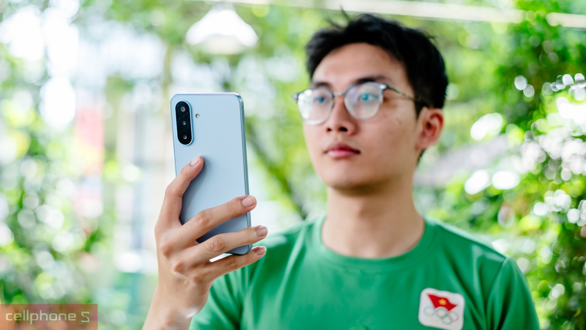 Thiết kế mỏng gọn với tông màu thời thượng của Samsung Galaxy A18