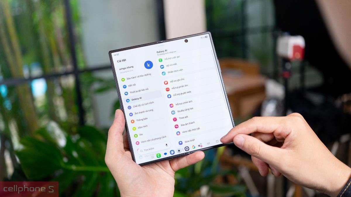 Trải nghiệm thực tế Samsung Galaxy Z Fold 8 Ultra với thiết kế siêu mỏng