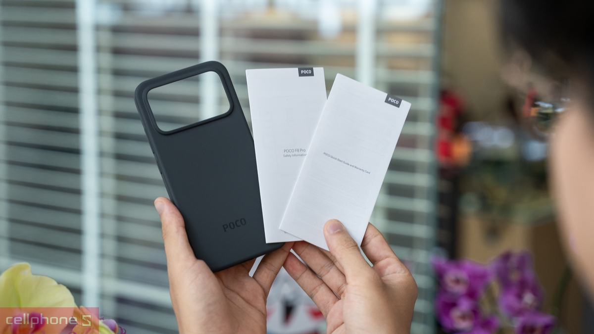 Trong hộp POCO F8 Pro 5G có gì