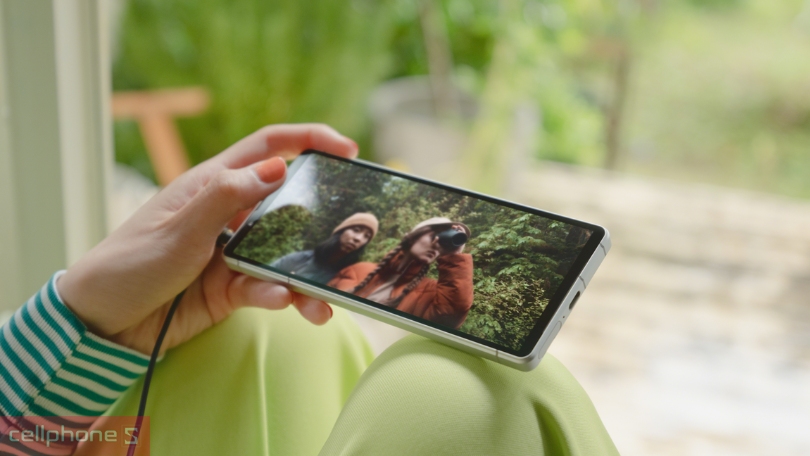 Hiệu năng Sony Xpria 5V